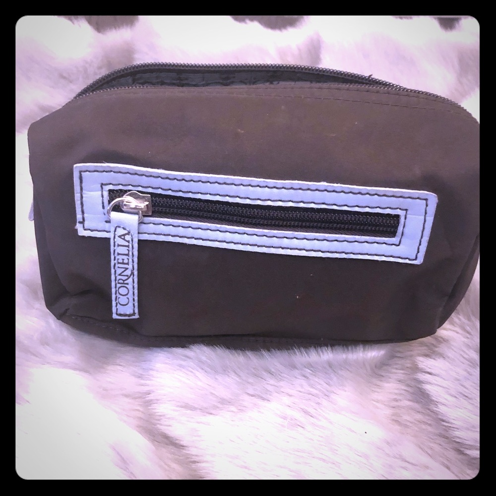 🔴 Small Makeup Bag w/ Zip and Snaps